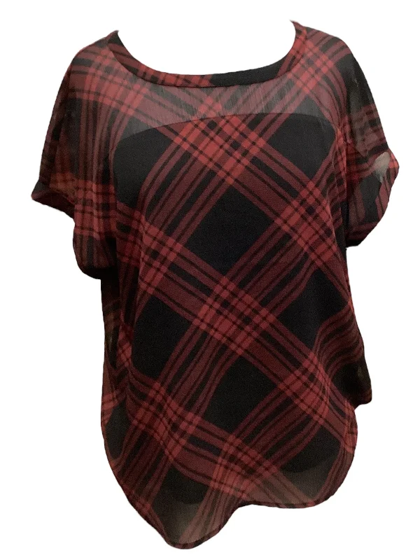 women's T-shirts with button-down frontsBlack & Red Top Short Sleeve Limited, Size M