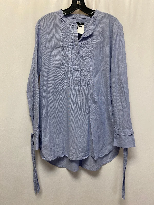 women's long sleeve tops with ribbon tiesBlue Top Long Sleeve Ann Taylor, Size Xl