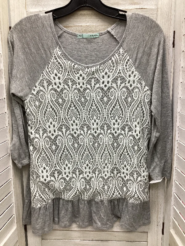 women's long sleeve tops with relaxed fitsGrey Top Long Sleeve Maurices, Size M