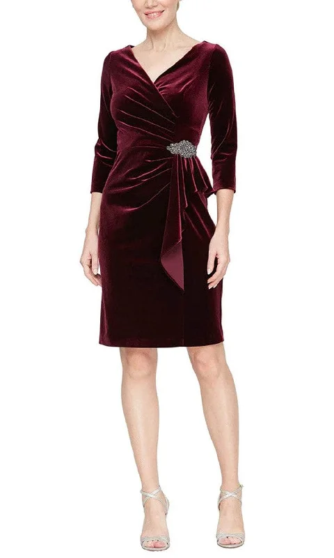 women's tall dressesAlex Evenings 8191938 - Ruched Detailed Quarter Sleeve Cocktail Dress